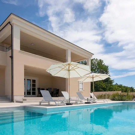 Casa de Férias Stella Smoljanci